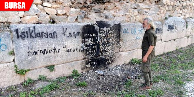 2 bin yıllık tarihe çirkin saldırı