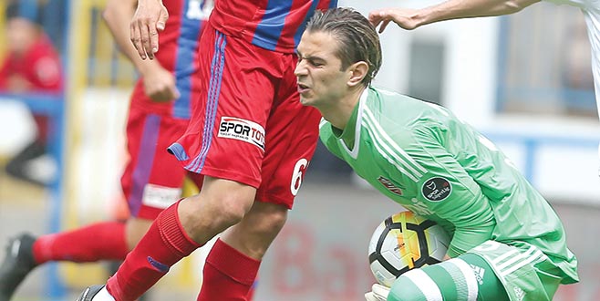 Çağlar imzayı attı