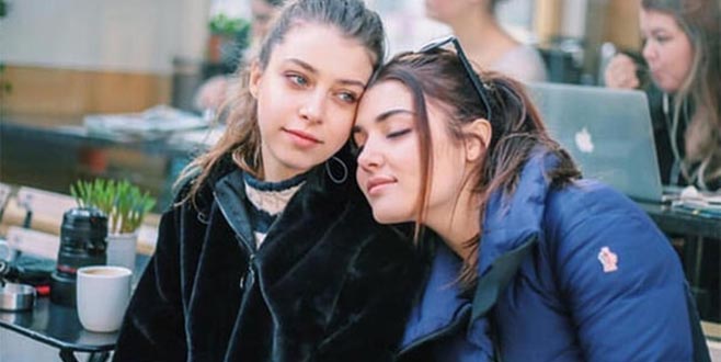 Ablasıyla arası mı bozuldu?