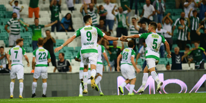 Bursaspor gençleriyle güldü