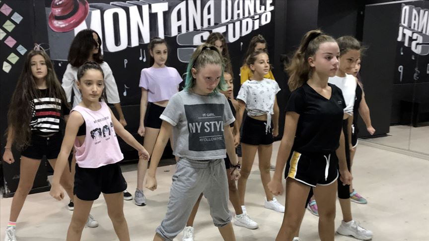 Türk dans ekibinin hedefi dünyada marka olmak Türk dans ekibinin hedefi dünyada marka olmak