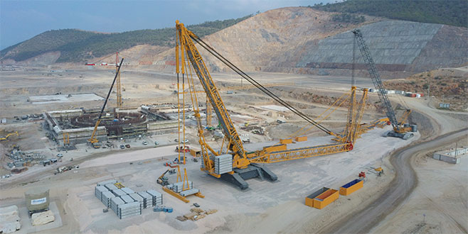 Akkuyu Nükleer’de dev vinç kuruldu Akkuyu Nükleer’de dev vinç kuruldu