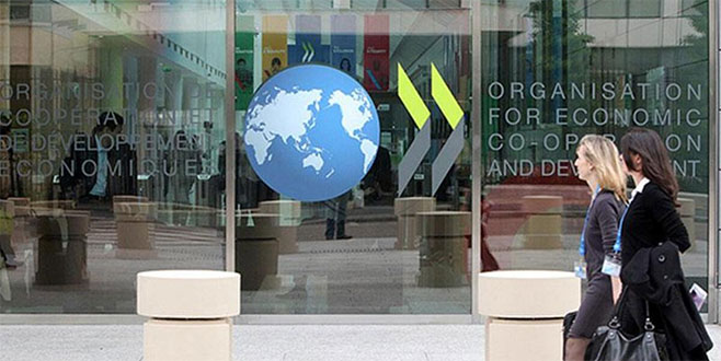 OECD’de büyüme hız kesti