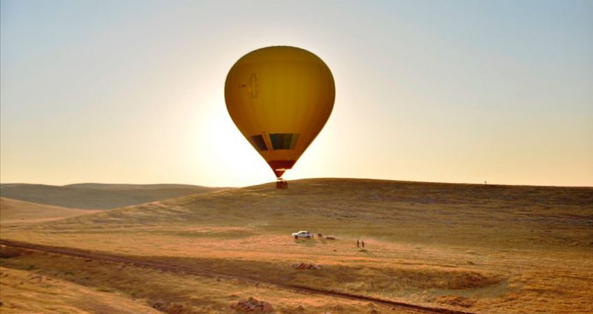 Tarih kokan Mardin’e gökyüzünden bakış Zengin tarihi dokusuyla göz kamaştıran tarihi kent Mardin'de de sıcak