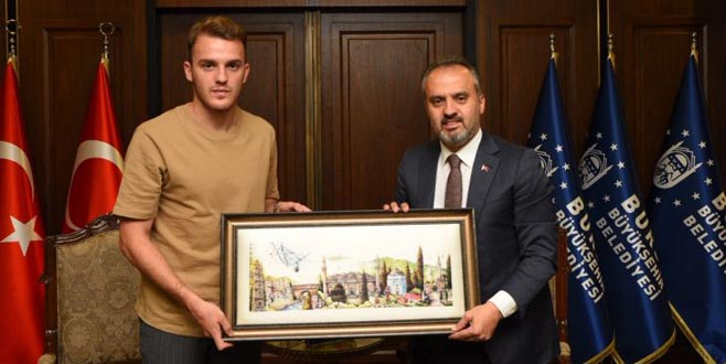 Fransa yolcusu Ertuğrul veda turunda