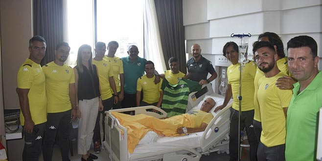 Efsaneyi unutmadılar