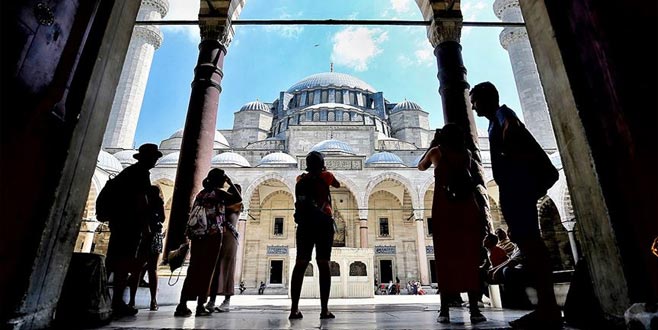 7 ayda 24 milyondan fazla turist
