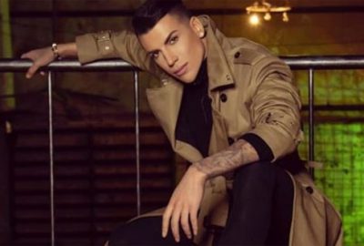 Uçaktaki müstehcen videosuyla gündem olan Kerimcan, ülkeyi terk etti!