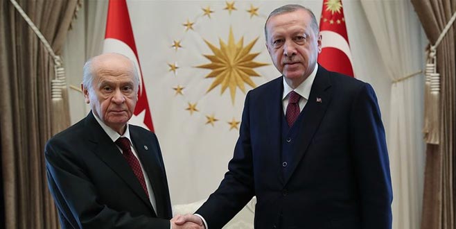 Bahçeli’ye ‘Geçmiş Olsun’ telefonu