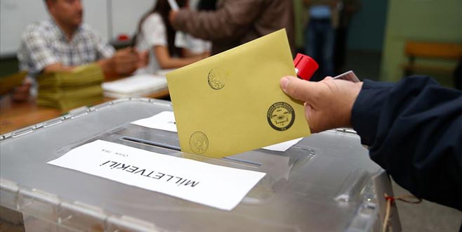 31 Mart seçimleri için 17 kişiye takipsizlik