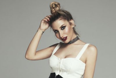 Hiç bir yere gitmiyorum