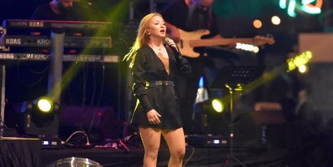 Gemlik’te Ece Seçkin rüzgarı