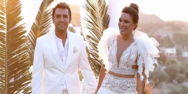 Seren Serengil bebeğini kaybetti Seren Serengil bebeğini kaybetti