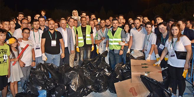 Önce konser sonra temizlik 