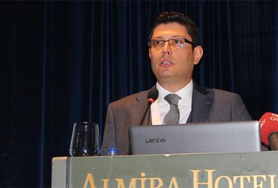 Zorlu pazarlık öncesi gövde gösterisi