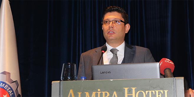 Zorlu pazarlık öncesi gövde gösterisi