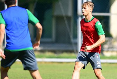 Timsah boş durmuyor