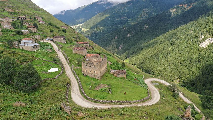 Santa Harabeleri ziyaretçilerini bekliyor Santa Harabeleri ziyaretçilerini bekliyor