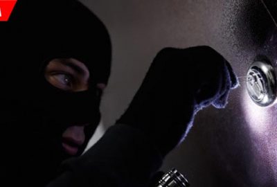 İçinde 120 bin lira olan çantayı alıp kaçtı