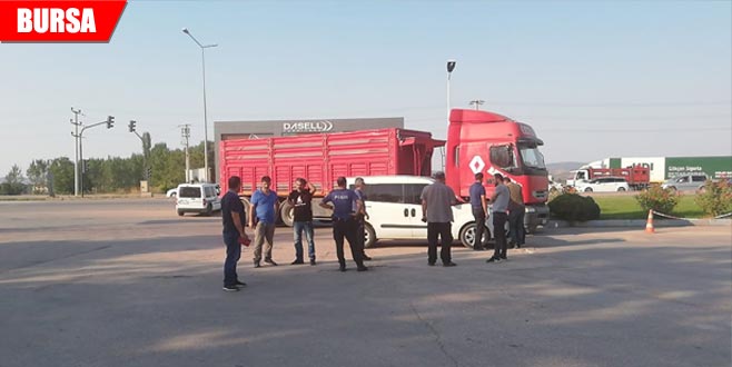 İkiz plaka polisi harekete geçirdi İkiz plaka polisi harekete geçirdi