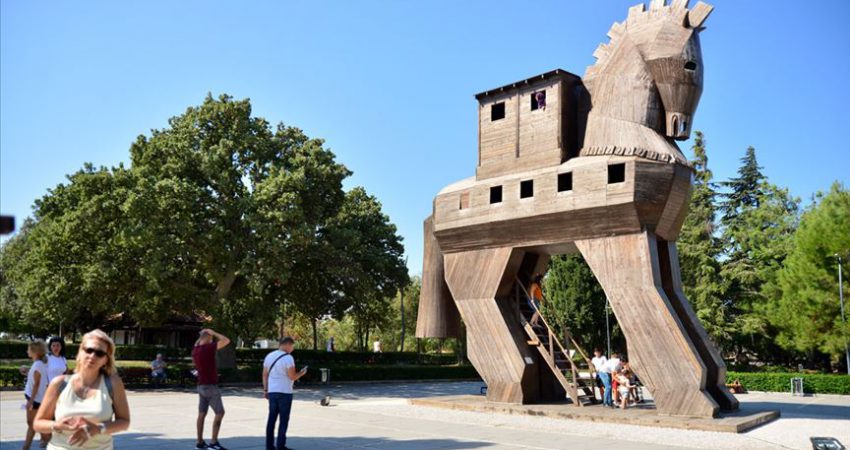 UNESCO Dünya Kültür Mirası Listesi'nde yer alan Troya Antik Kenti'nde