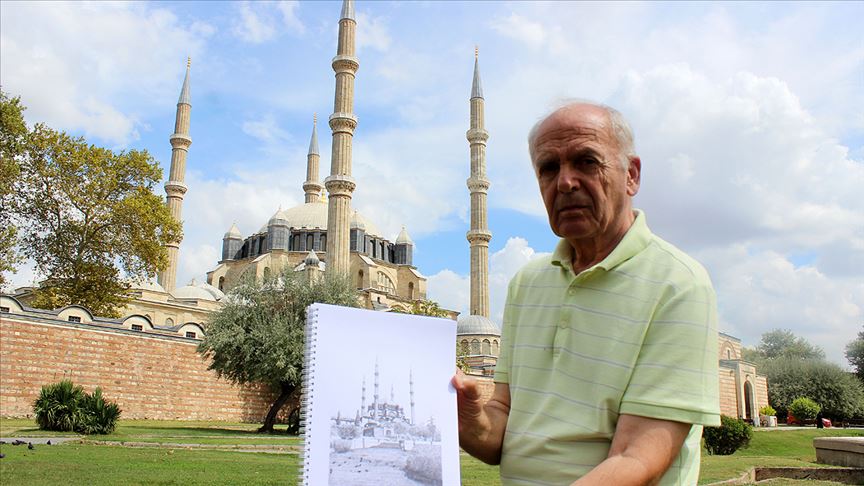 Kara kalem ustası ressam payitahtlar arasında mekik dokuyor Kara kalem ustası ressam payitahtlar arasında mekik dokuyor