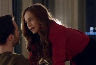 Zalim İstanbul’un Ceren’inden göğüs dekolteli paylaşım