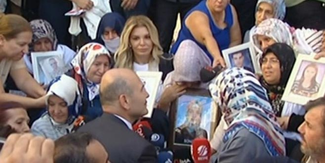 Soylu’dan Diyarbakır’daki ailelere ziyaret
