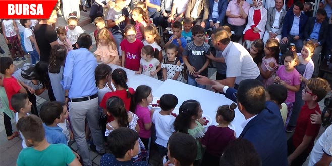 İlk kez düzenlenen festivale yoğun ilgi İlk kez düzenlenen festivale yoğun ilgi