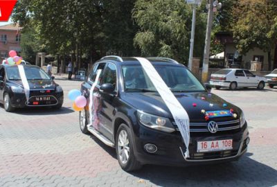 Başkan ve kaymakamdan sünnet çocuklarına jest