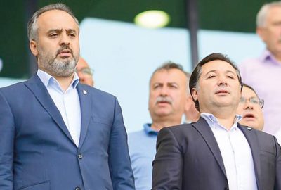 Başkanlar tribünde