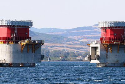 Çanakkale Köprüsü’nde bağ kirişleri monte ediliyor