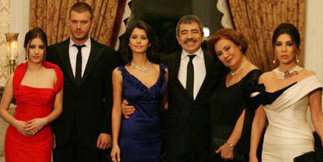 ‘Aşk-ı Memnu’nun 9 yıllık geleneği bozulmadı ‘Aşk-ı Memnu’nun 9 yıllık geleneği bozulmadı