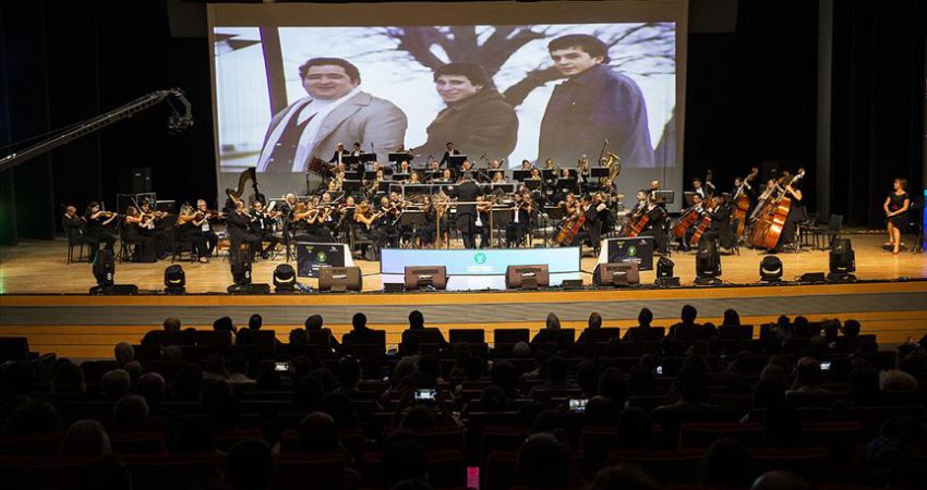 Yeşilçam’ın unutulmaz melodileri seslendirildi Neşeli Günler, Dila Hanım, Selvi Boylum Al Yazmalım, Hababam Sınıfı,