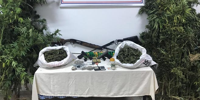 Orhangazi’de uyuşturucu operasyonu: 2 gözaltı