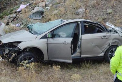 Otomobil takla attı! Ölü ve yaralılar var…