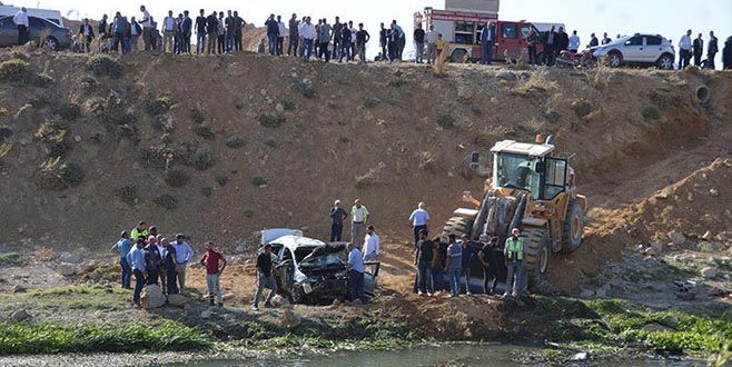 Taziye yolunda kaza: 2 ölü, 3 yaralı