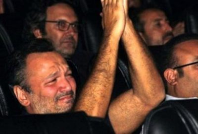 Ali Sunal gözyaşlarına hakim olamadı!