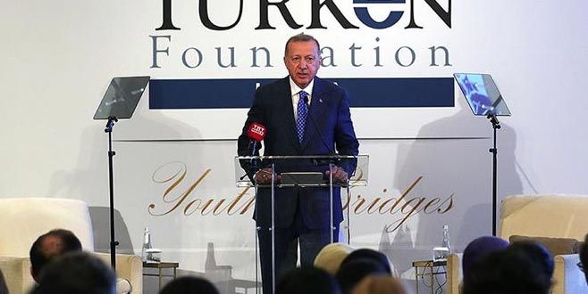 Erdoğan: FETÖ’nün ipliğini tüm dünyada pazara çıkarmakta kararlıyız