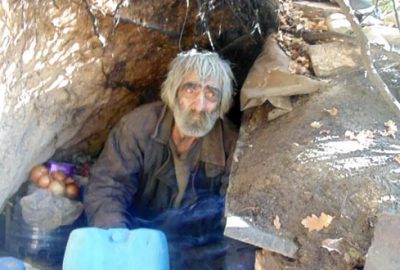 40 yıllık mağara hayatı bitti