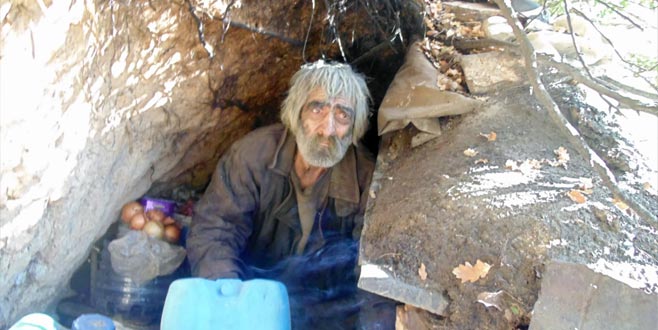 40 yıllık mağara hayatı bitti