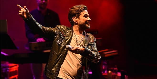 Kenan söyledi Bursa coştu