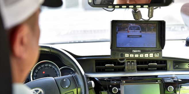 Hız ihlali yapan 21 bin 77 kişiye ceza Hız ihlali yapan 21 bin 77 kişiye ceza