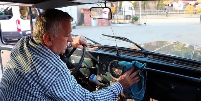 Bursa’da yaptırdığı babasından kalan mirasa gözü gibi bakıyor Bursa’da yaptırdığı babasından kalan mirasa gözü gibi bakıyor