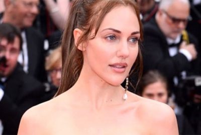 Uçakta korku dolu anlar! Güzel oyuncu aniden fenalaştı