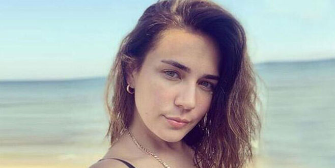 Buse Varol’dan sürpriz hamle