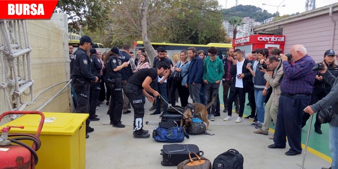 Şok operasyon! Valizler didik didik arandı… Şok operasyon! Valizler didik didik arandı…