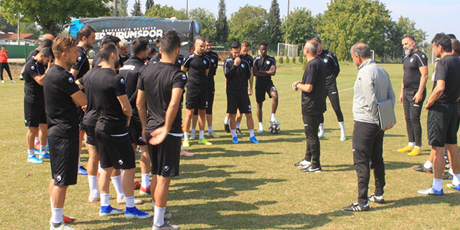 Erzurumspor Bursa’ya geldi