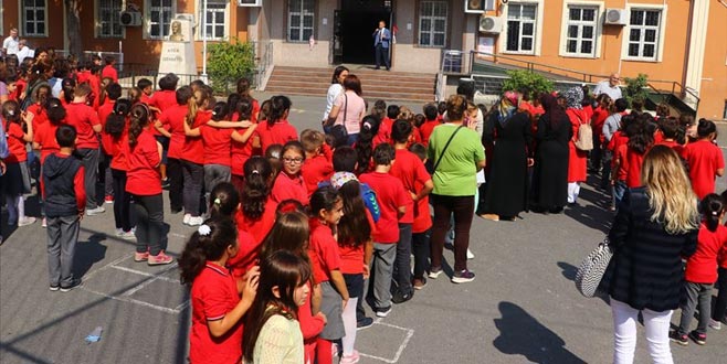 9 ilçede 14 okulda eğitime ara