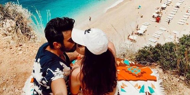 Cinsiyet değiştiren ünlü isim: Birbirimize karıştığımız günlere iki sene daha eklendi! Cinsiyet değiştiren ünlü isim: Birbirimize karıştığımız günlere iki sene daha eklendi!